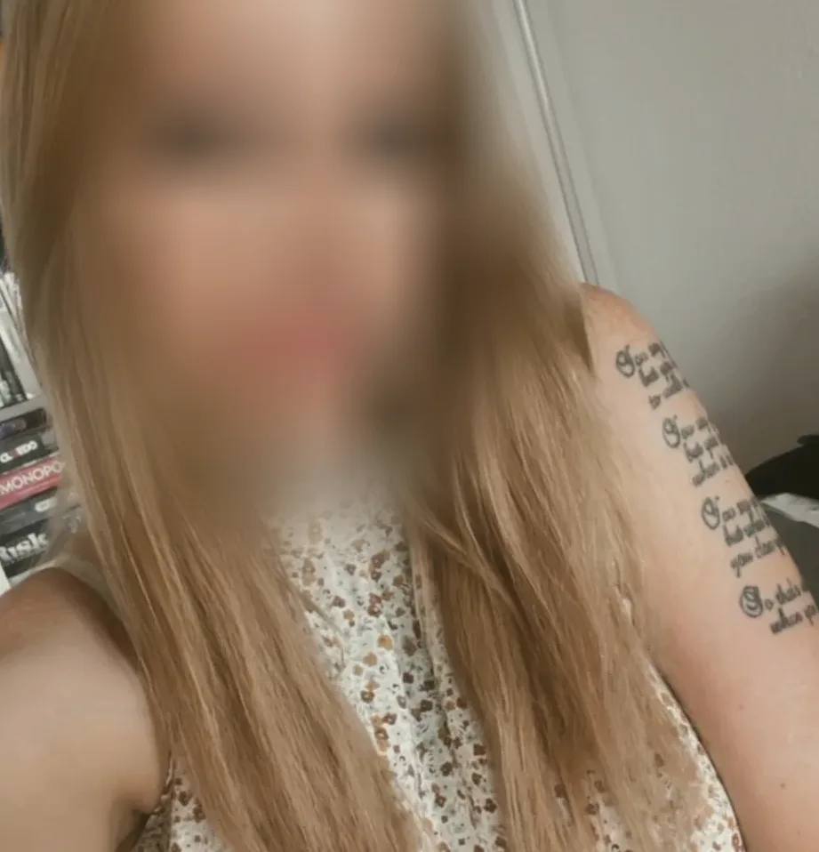 Anja, 30