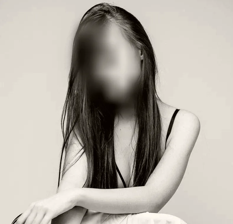 Antonia, 19