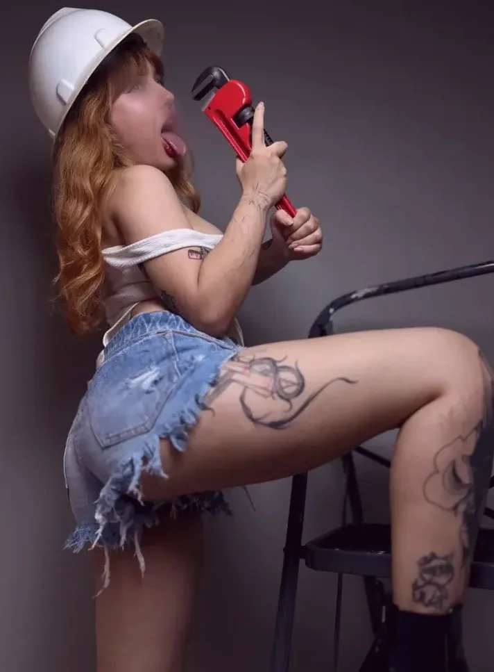 Leyla, 20